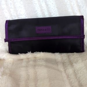 NWOT TRINA & CO TRAVEL JEWELRY ORGANIZER OR COSMETICS BAG BLACK AND PURPLE
